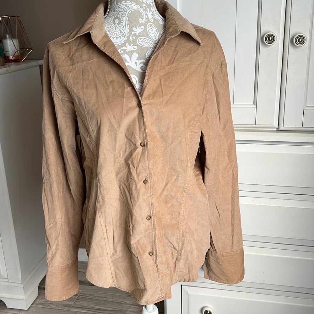 • Harve Bernard button down corduroy shirt, XL •